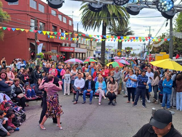 Alcaldesa Jacqueline Romero Inauguró Paseo Peatonal “Lugar de Encuentro” en Pitrufquén