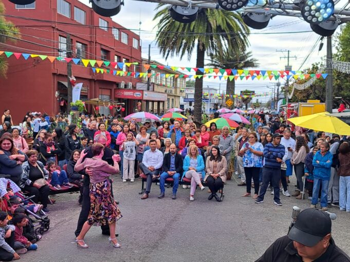 Alcaldesa Jacqueline Romero Inauguró Paseo Peatonal “Lugar de Encuentro” en Pitrufquén