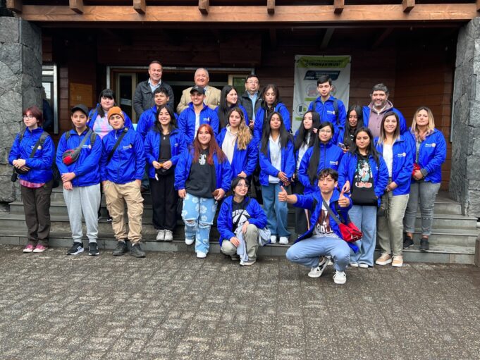 Estudiantes y Profesores de Pucón Emprenden Viaje a Nueva Zelanda