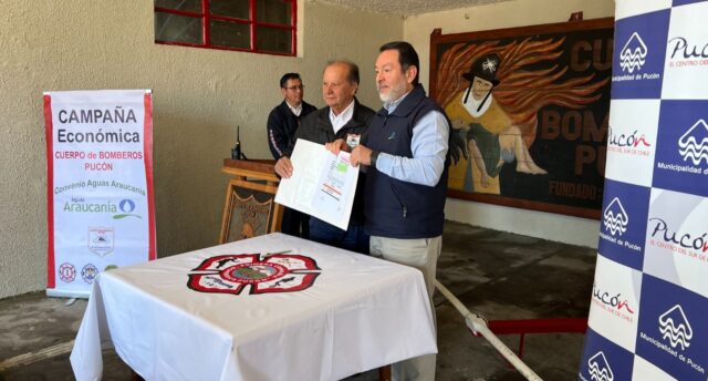 Bomberos de Pucón Inicia Campaña a Través de Convenio con Aguas Araucanía