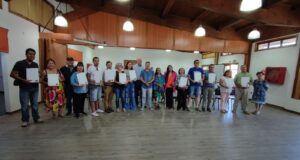 ALREDEDOR DE 60 VECINOS DE PUCÓN FUERON BENEFICIADOS CON LA ENTREGA DE TÍTULOS DE DOMINIO