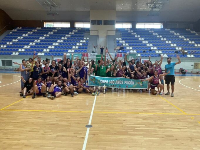 ALREDEDOR DE 200 DEPORTISTAS PARTICIPARON DEL PRIMER CAMPEONATO “COPA DE BÁSQUETBOL DE LOS 140 AÑOS DE PUCÓN”