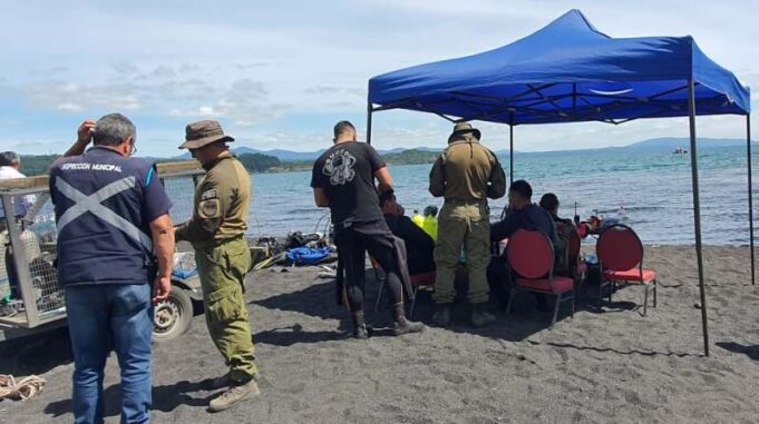 Profesor Extraviado en el Lago Villarrica es Buscado con Robot Submarino