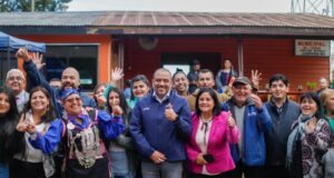 Ministro de Educación Participa del Inicio de Año Escolar en Escuela Afectada por Incendios en Cholchol
