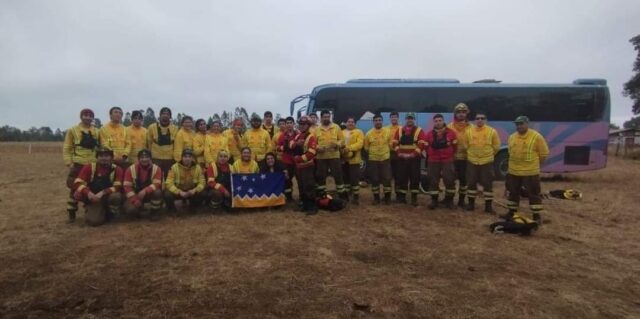Brigadistas del Sur Llegan a Pitrufquén Para Labores Post Control de Incendio Forestal