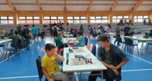 En Pitrufquén se Realizó Entretenida Jornada de Ajedrez con Cifra Récord de Participación