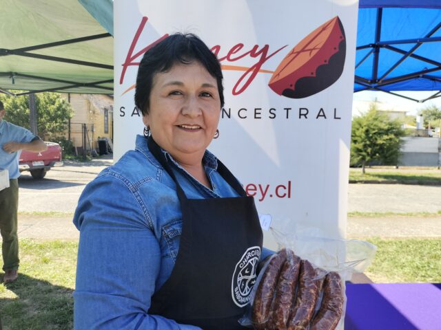 Con Receta Ancestral Emprendedora de Freire Elabora sus Conocidos Embutidos
