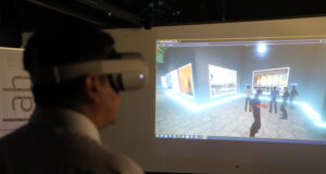 Por primera vez en La Araucanía: Estudiante de la U. Autónoma Expone su Defensa de Título en el Metaverso