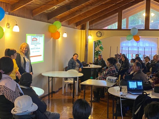 Masiva Reunión Para Concretar la Construcción de Viviendas Rurales en Pitrufquén