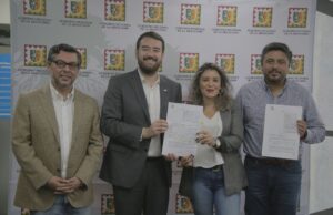 Gobernador Firmó Mensajes por más De 6 Mil Millones de Pesos Para Loncoche