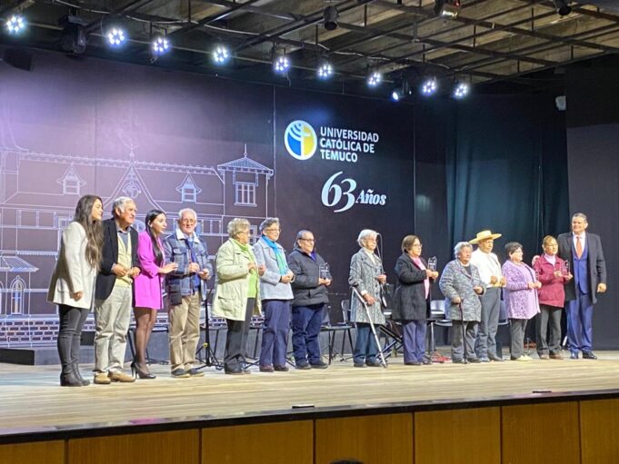 Escritor de Pitrufquén Gana Premio en Concurso Literario de la UCT