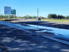 Baches y Escasa Iluminación en el Cruce Cunco Preocupa a Vecinos del Sector