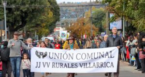 Villarrica Celebró 471 Años de Historia con Actos Oficiales y Desfile de la Comunidad
