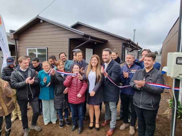 Entregan Primeras Viviendas Definitivas Para Vecinos de Vilcún Afectados por Incendios