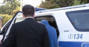 Detienen en Victoria a Hombre que Vendía Especies Robadas a Través de Redes Sociales