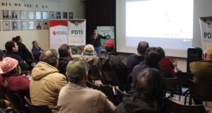 Agricultores de Pitrufquén Participan en Seminario Ovino