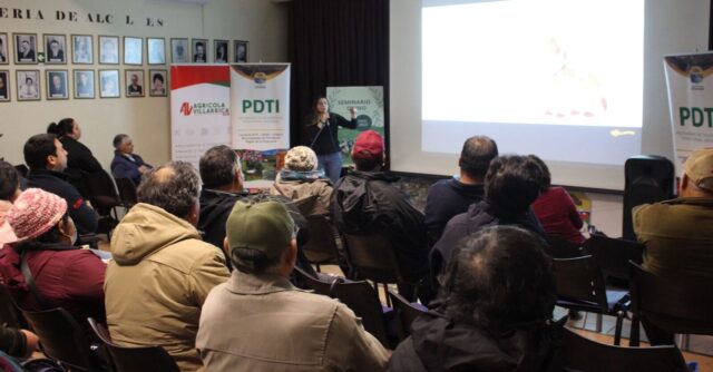 Agricultores de Pitrufquén Participan en Seminario Ovino