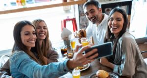 Industria Gastronómica Y Turística Se Unen Para Festejar el “Día De La Amistad” con Panoramas y Promociones