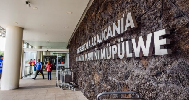 Mujer Falleció Previo a Abordar Vuelo en el Aeropuerto de Freire