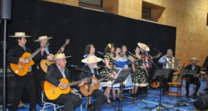 Con Significativa Ceremonia el Conjunto Folclórico Quitral de Pitrufquén Celebró Sus 40 Años