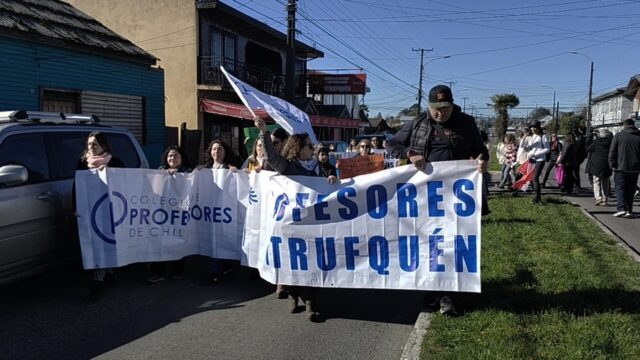 Profesores de Pitrufquén y Freire Se Sumaron al Paro Nacional Indefinido