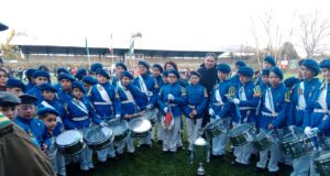 Banda de Guerra del Colegio Madres Dominicas de Pitrufquén Gana Primer Lugar en Competencia Regional