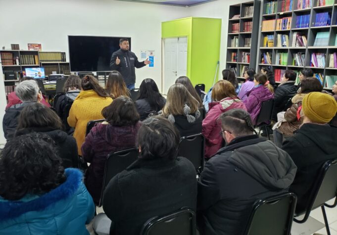 Alcalde De Loncoche Presenta Proyecto De Salud Mental Para Unidades Educativas