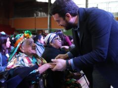 Gobernador Luciano Rivas Reconoció A Mujeres Líderes De Vilcún