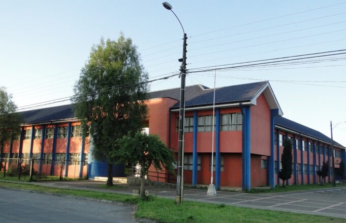 Al Menos Dos Delincuentes Robaron Equipamientos Desde Una Escuela En Pitrufquén