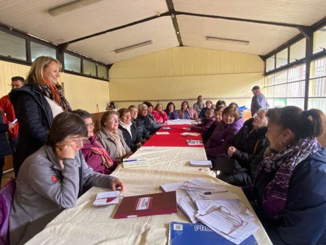 Personas Mayores De Pitrufquén Conocen Pre diseño De Su Futura Sede