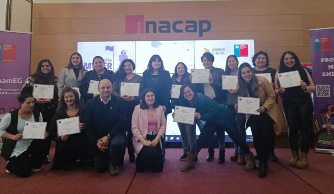 Escuela Mujer Emprende certifica a 125 participantes de La Araucanía