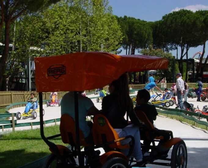 Adulta Mayor es Atropellada por Carro a Pedales en Parque Vergara