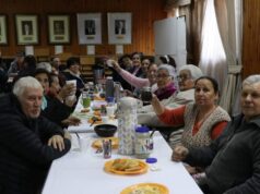 Con Una Mateada Junto A Inéditas Composiciones Chilenas Adultos Mayores Comenzaron Las Celebraciones De Fiestas Patrias En Freire