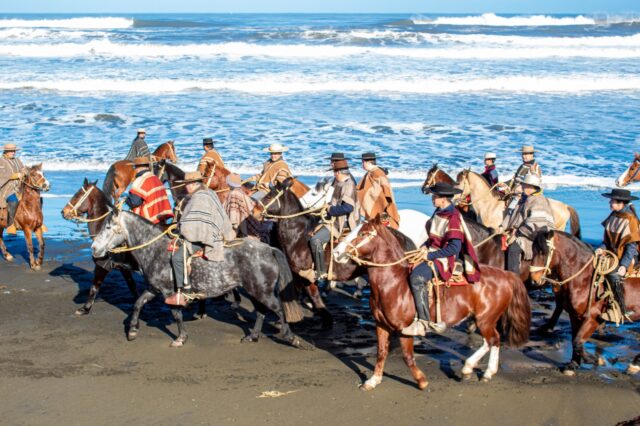 Más De Cien Participantes Vivieron La Experiencia De La Primera Cabalgata Comunal De Teodoro Schmidt