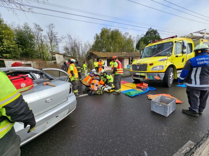 Ruta De La Araucanía Realizó Simulacro De Accidente Vehicular Junto A Bomberos De Freire Y Temuco