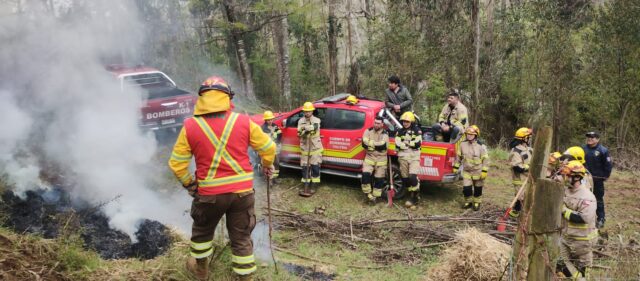Bomberos De La Región Se Capacitan Para Enfrentar Temporada De Incendios Forestales
