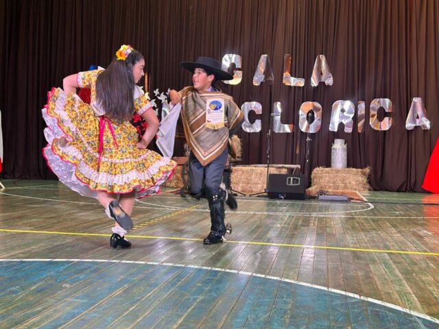 Escuela Pucara Alto Se Lució Con Gala Folclórica En Los Resabios Del Mes De La Patria