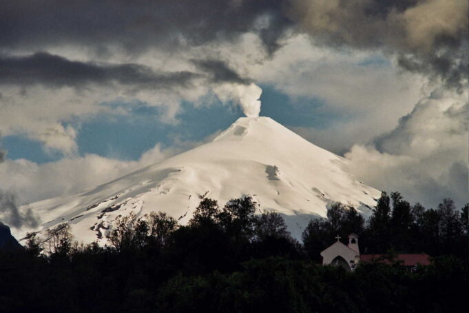 Volcán Villarrica Baja A Alerta Amarilla Tras Decisión Del Gobierno Por Disminución De La Actividad Volcánica