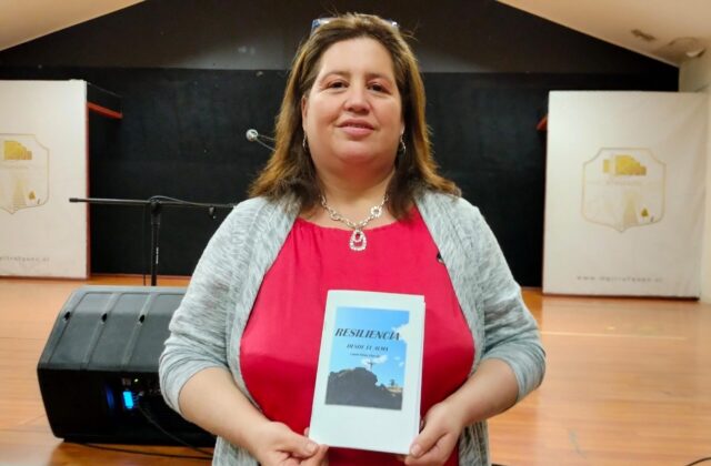 “Resiliencia Desde El Alma”: Pitrufquenina Lanzó Su Primer Poemario