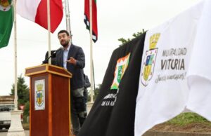 Gobernador Luciano Rivas Se Comprometió Con El Mejoramiento De La Principal Plaza De Púa, En Victoria
