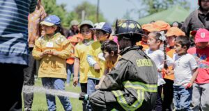 Con Una Jornada Educativa Y Mucha Entretención Los Más Pequeños Y Las Educadoras De Párvulos Celebraron Su Día En Freire