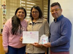 Mujeres Del Programa “Mujeres Jefas De Hogar” De Pitrufquén Realizaron Curso De «Joyería Y Artesanía En Resina Epóxica»