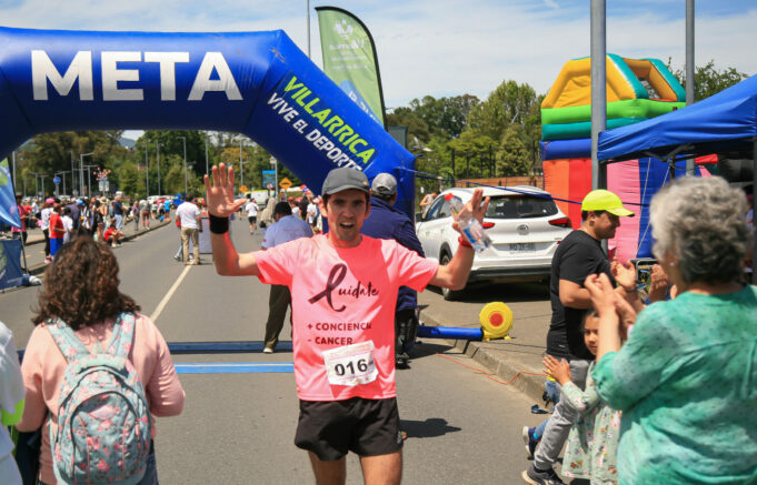 Pitrufquén Presente: Colorida, Masiva Y Solidaria Fue La Corrida Por El Cáncer De Mama En La Costanera De Villarrica
