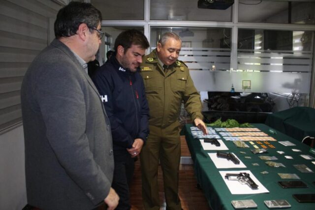 OS-7 Detiene A Nueve Personas En Nueva Intervención Antidrogas Barrial En Padre Las Casas