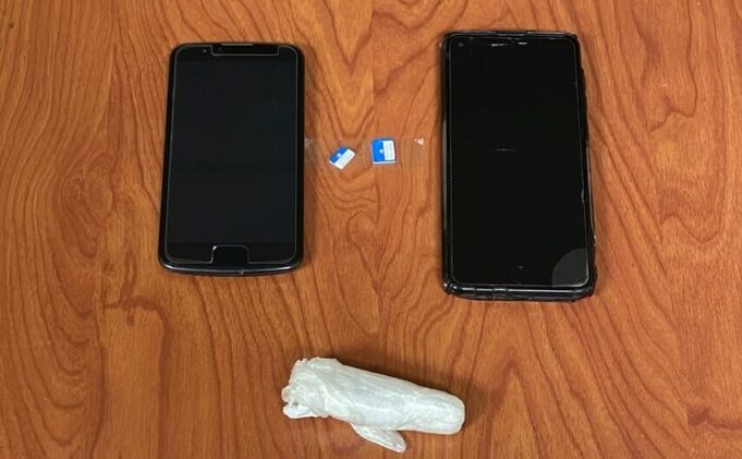 PDI Detuvo A Mujer Que Intentó Ingresar Teléfonos Celulares Y Marihuana Al Centro De Detención Preventiva De Angol