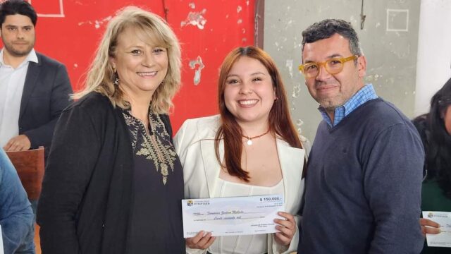 Municipio Entregó “Beca De Pasajes” A Estudiantes De Educación Superior De Pitrufquén