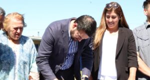 Gobernador Luciano Rivas Firma Mensaje Que Permitirá Mejorar El Estadio Municipal De Cajón