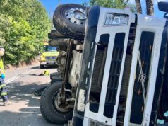 Un Fallecido Dejó Volcamiento De Camión en Gorbea
