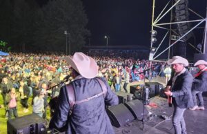 A Estadio Lleno se Vivió Show Aniversario N° 125 de Pitrufquén