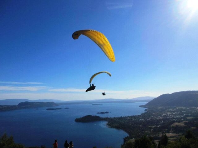 “Licanfly 2024”: Vuelve El Encuentro Internacional De Parapente En Lican Ray